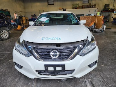 Used Front Right Fender fits: 2016 Nissan Altima Sdn Front Right Grade A - Image 1 of 4