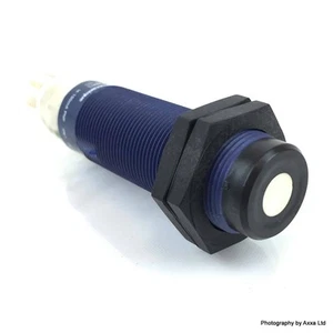 Ultrasonic Proximity Sensor XX518A3PAM12 Telemecanique 097464 - Picture 1 of 3