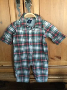 GAP Baby Jungen Größe 0-3 Monate rot/grün kariertes Hemd Einteiler Strampler - Bild 1 von 4