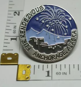 Prendedor de cita de piel SN564 2004 Rondy Anchorage Alaska NUEVO fuegos artificiales - Imagen 1 de 2