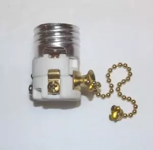 PORCELAIN PULL CHAIN LAMP SOCKET INTERIOR WITH BRASS CHAIN NEW 48210JB - Picture 1 of 3