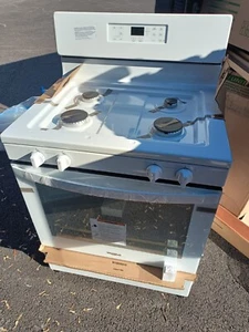 Whirlpool 30-in 4 Burners 5.1-cu ft Freestanding Natural Gas Range (White) - Picture 1 of 5