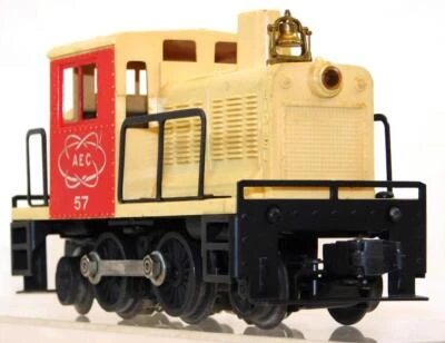 Postwar Lionel #57 Atomic Energy Commission Vulcan Switcher 1959-60 Runs AEC - Image 1 of 4