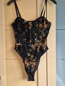 Black And Lace Floral boned Bodysuit.  - Picture 1 of 5