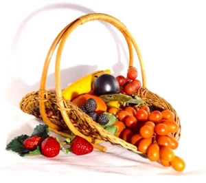 Vintage künstlicher Obst Sammelkorb geflochten Weidenkorb oval Perlen Griff - Bild 1 von 6