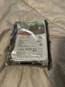 Seagate Ironwolf Internal Hard Drive ST18000NE000 18TB 7200 RPM SATA SEALED A-12 - Picture 1 of 1