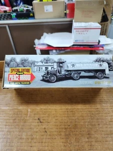 Edizione Speciale 1920 Texaco Pierce Arrow Cab con Tanker Diecast Replica - Foto 1 di 2