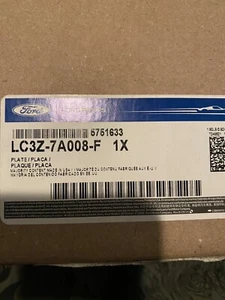 Genuine Ford LC3Z-7A008-F  Transmission Valve Body Separator Plate 10 Speed - Picture 1 of 3