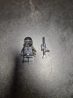 LEGO Star Wars Rogue One Imperial Death Trooper Minifigure sw0796 75156 - image 1 of 4