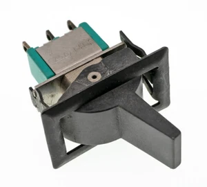 J-B-T ROCKER SNAP IN BEZEL SWITCH SPDT ON--OFF-ON 5A/125VAC JBT B123J21Z - Picture 1 of 5