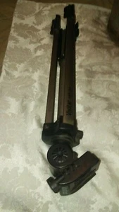 VIVITAR VPT-120 Camera Tripod 44" Pan Head Black Geared Crank Quick Release NrNu - Picture 1 of 6