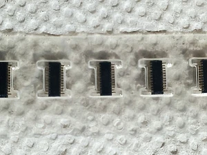 Fiche connecteur JAE Electronics WP3-P020VA1-R6000 (20 points - SMD) - Photo 1 sur 2