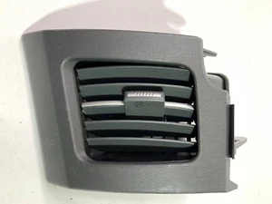 2010 2011 2012 2013 2014 Toyota Prius Front Right Dash Air Vent 55686-47020 OEM - Bild 1 von 6