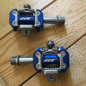 Pedales de bicicleta de montaña MTB sin clip HT Components M2 - azul real "ENVÍO GRATUITO" - Imagen 1 de 3