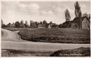 Stadhampton England The Green RPPC Vintage Postcard - Picture 1 of 2