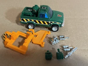 Vintage Hasbro G1 TRANSFORMERS Autobot Car HOIST Pickup Truck w/ Accessories - Picture 1 of 12