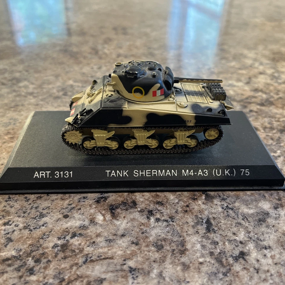 Art 3131 - 英国谢尔曼 Mk III、C 中队、第二装甲团、第 7 Arm — 第 1/4 张图片