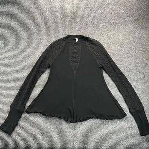 Camisa Free People Intimately para mujer pequeña negra manga de encaje cuello falso dobladillo acampanado - Imagen 1 de 14