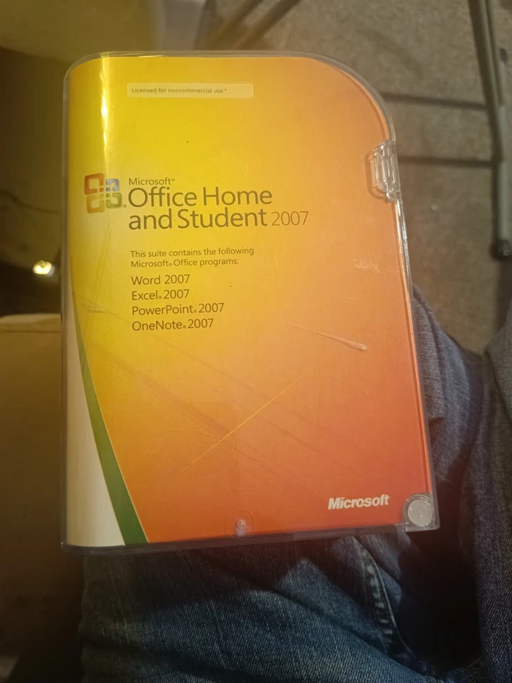 Microsoft Office Home & Student 2007 Retail – 3 PC Licence, Boxed - Image 1 of 4