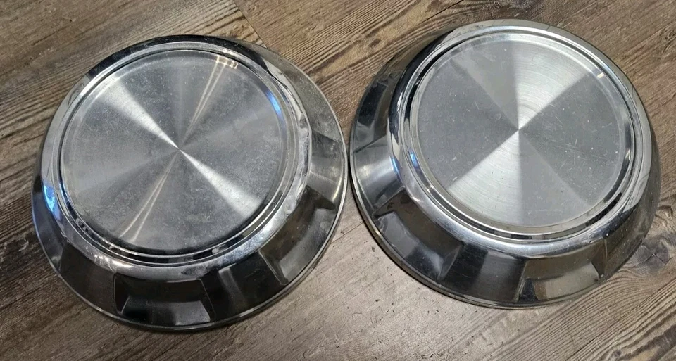 Tapacubos de rueda de plato para perro Dodge Truck 1980-1994 10" 4x4 4x2 D100 B100 OEM Mopar  Foto 1 de 4