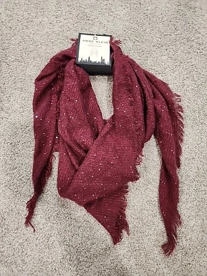 Cachecol novo com etiquetas Anne Klein Borgonha Nova York Truangle com franja e miçangas - Imagem 1 de 4