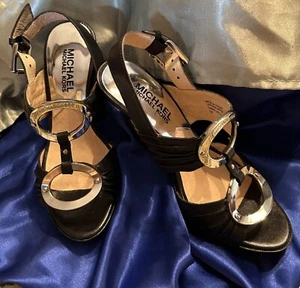 Michael Kors Black Leather 4"Heels 4 M open toe Sandal Stilettos Weddings Clubs - Picture 1 of 6