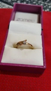 Gold and Diamond Ring - 9c stamped Size K 1/2 - Picture 1 of 3