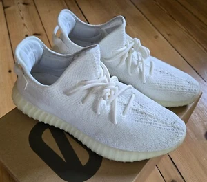 used Adidas Yeezy 350 V2 - Triple White - (Größe 46) - Bild 1 von 7