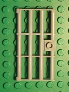 LEGO Light Bluish Gray Door 1x4x6 Barred Stud Handle Ref 60621 Set 79004 70909 - Picture 1 of 1
