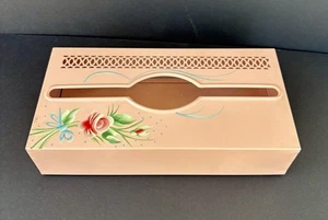 Vintage Peachy Pink Cottage Tole Painted Metal Tissue Kleenex Box Holder MCM - Picture 1 of 7