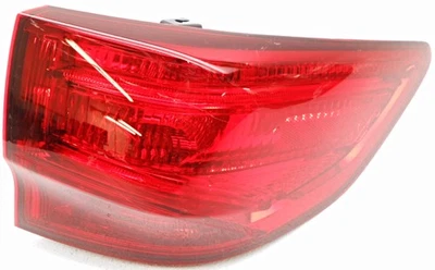Lámpara trasera panel cuarto lado pasajero derecho OEM Acura MDX 33500-TZ5-A02 Foto 1 de 4
