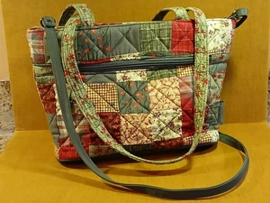 Longaberger Quilt Stoff Handtasche grün-rot Baumwolle Patchwork 12" Bx8" H Doppelgriff - Bild 1 von 18