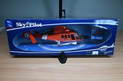 New Ray Sky Pilot Eurocopter Dauphin HH-65C Coast Guard Helicopter 1:48 - Image 1 of 4