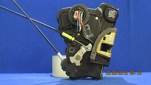 2004 2005 2006 2007 2008 Toyota Matrix Door Latch Actuator Passenger Right Front - Picture 1 of 2
