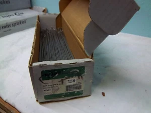 36 DT SWISS EDELSTAHL GERADE 14g SILBER SPEICHEN 250mm x 2,0 J-Bend NEU - Bild 1 von 2