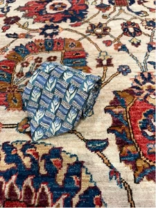 Men Vintage Perry Ellis Preppy Geometric USA Made Silk Necktie - Picture 1 of 5
