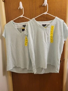 JONES NEW YORK Lot Of 2 Women's Size Small - Textured Top - Color Green - New - Picture 1 of 23