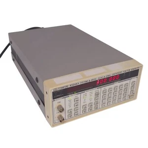 Stanford Research DS345 Synthesized Function Generator, 30MHz, 1µHz Resolution - Picture 1 of 8