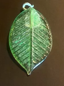 ANTICO VETRO VERDE? OROLOGIO DA TASCA CIONDOLO FOGLIA ART DECO 7/8” ESTATE - Foto 1 di 10