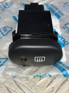 96168694 Interruttore Sbrinatore Lunotto Termico Daewoo Nexia - Foto 1 di 3