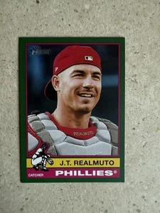 2025 Topps Heritage - J.T. Realmuto #143 bordo verde scuro - Foto 1 di 1