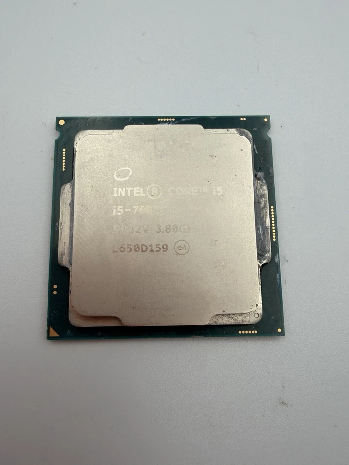 CPU Intel Core i5-7600K 7ª generación 3,8 GHz (Turbo 4,2 GHz) 4 núcleos 6M LGA-1151 SR32V Foto 1 de 3