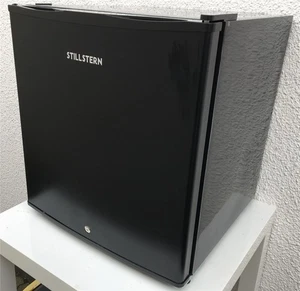 Mini nevera Stillstern KB 46.4 + congelador 45 litros negro ¡NUEVO! - Imagen 1 de 5