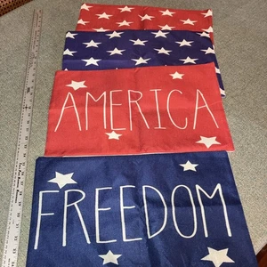 Patriotischer Überwurf Kissenbezüge 12 x 19 Zoll Amerika Sterne Dekor Reißverschlüsse Rot Blau Neu in Verpackung - Bild 1 von 5