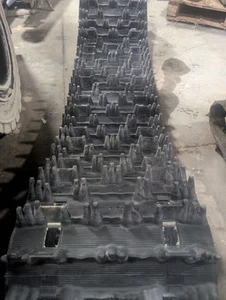 Camoplast Challenger Finger Track 136 x 15 Wide x 2.25 Lug x 2.52 Pitch 2.25" - Picture 1 of 9