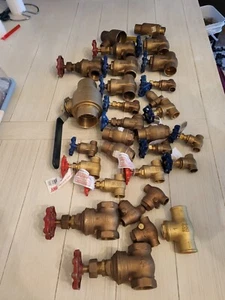 A Lot Plumbing Brass Gate Valve 30pcs - Picture 1 of 5
