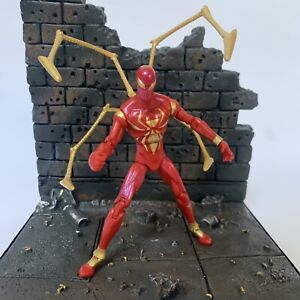 Marvel Universe Iron Spider-Man 3.75” Action Figure Legends / Infinite
