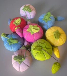 Tomato-kin PIN CUSHION W/EMERY STRAWBERRY Assorted Colors Approx 3”-3-1/2 - Picture 1 of 2
