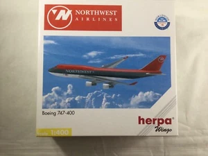 Herpa 560122 1:400 Diecast Airliner Northwest Boeing 747-400 - Picture 1 of 1