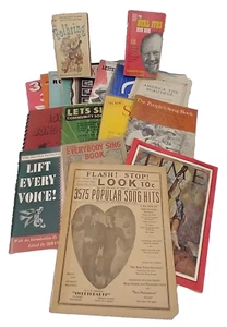Fantástico lote de cancioneros y partituras de música popular folclórica y vintage raras. - Imagen 1 de 24